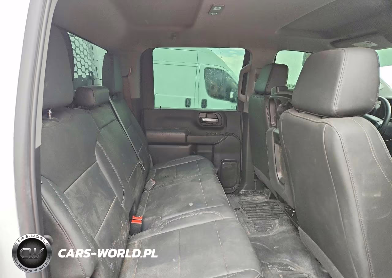 2024 Chevrolet Silverado K3500 VIN:1GB4YSEY1RF379724 - 10