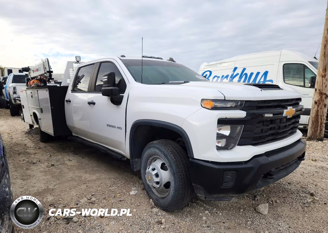 2024 Chevrolet Silverado K3500 VIN:1GB4YSEY1RF379724 - 4
