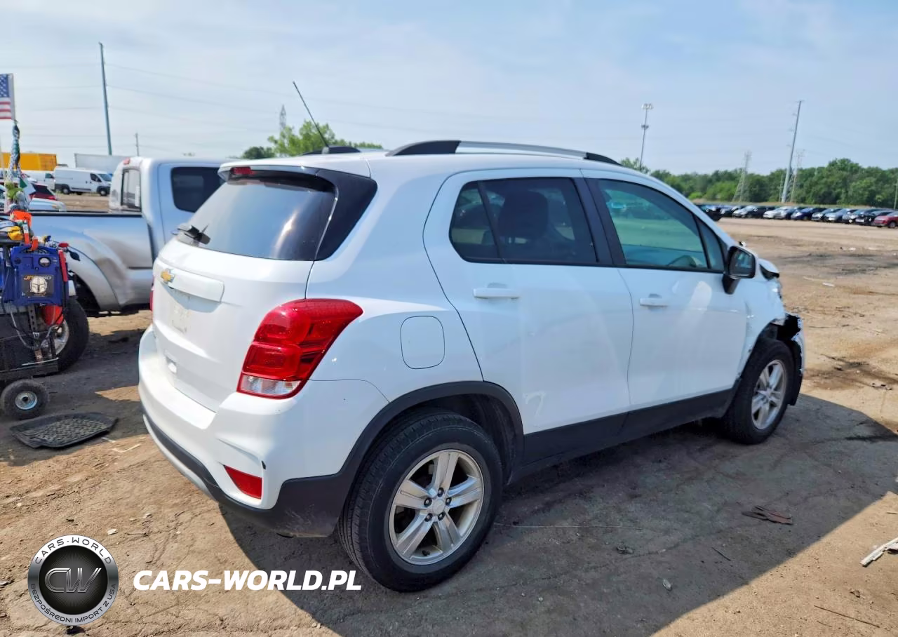 2021 Chevrolet Trax 1Lt VIN:KL7CJPSB2MB359603 - 3