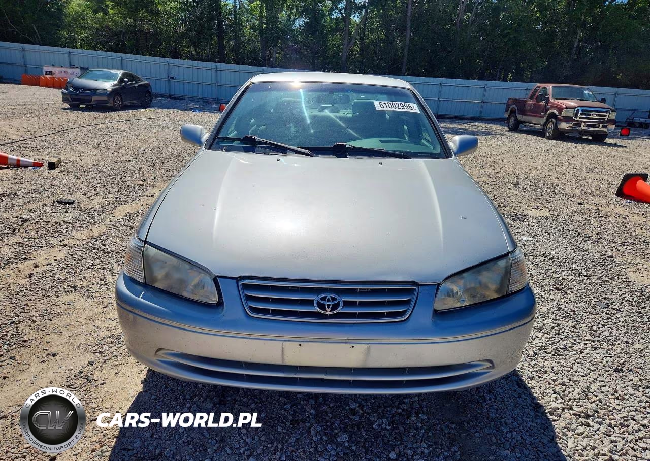 2000 Toyota Camry Ce VIN:4T1BG22K9YU006619 - 5