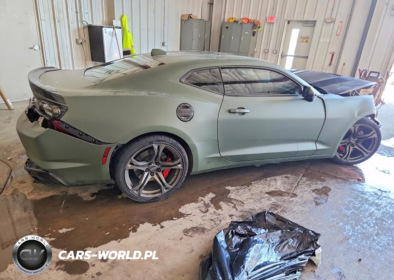 2023 Chevrolet Camaro Ss VIN:1G1FH1R79P0110850 - 3