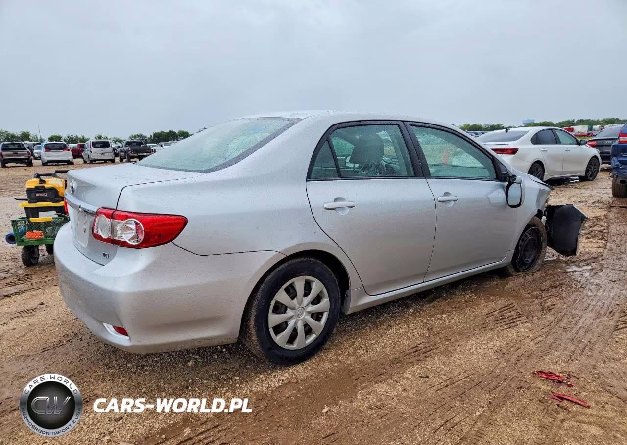 2011 Toyota Corolla Le VIN:JTDBU4EE9B9150633 - 3