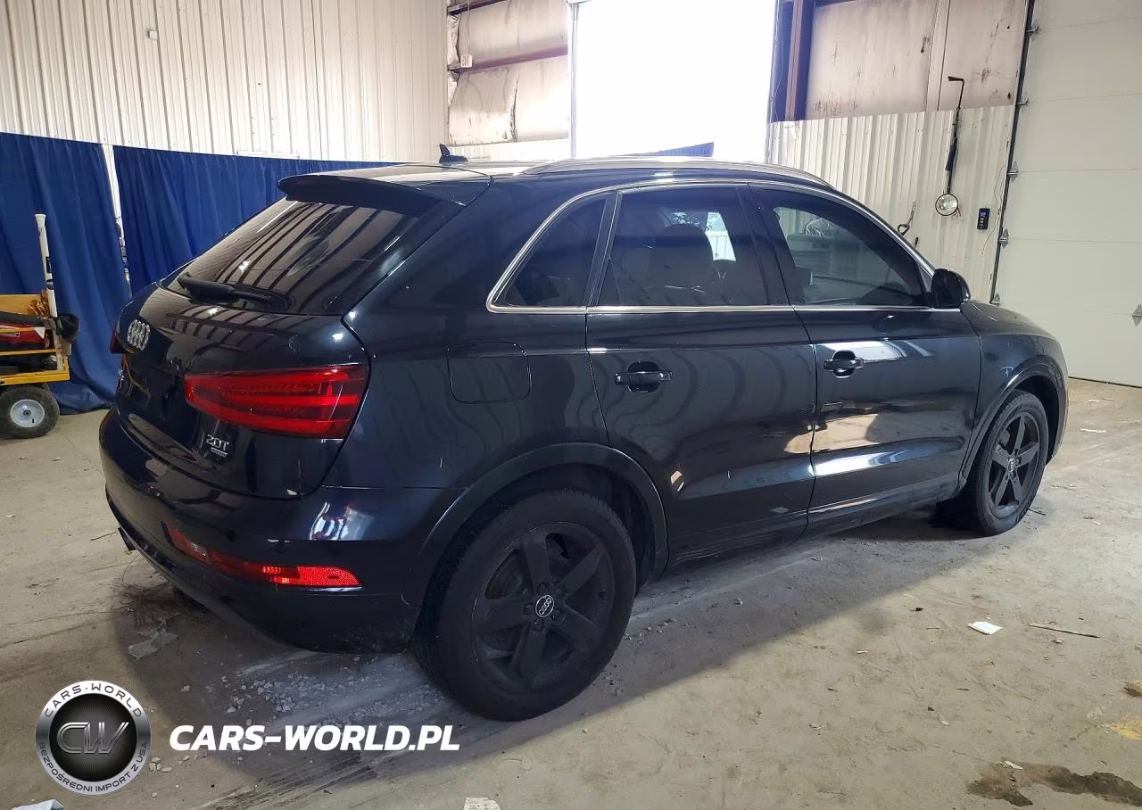 2015 Audi Q3 Premium Plus VIN:WA1EFCFS1FR004684 - 3