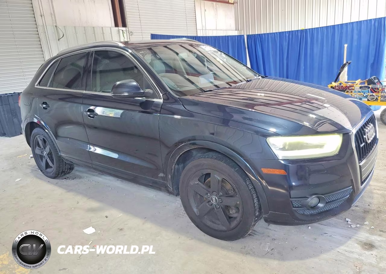 2015 Audi Q3 Premium Plus VIN:WA1EFCFS1FR004684 - 4