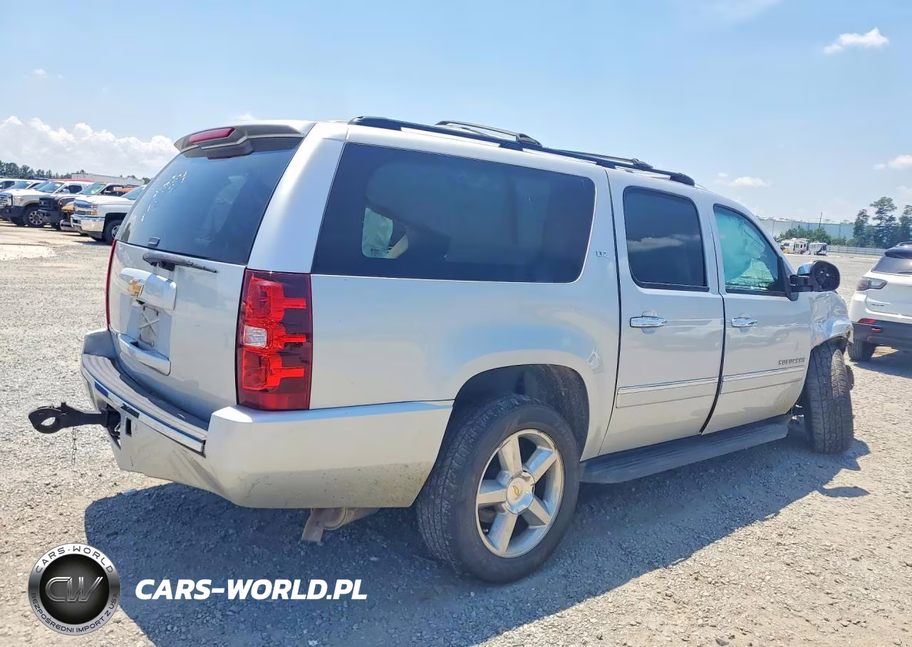 2014 Chevrolet Subrban VIN:1GNSKKE70ER208524 - 3