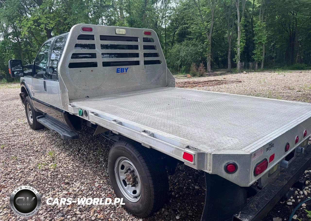 2015 Ford F350 Super Duty VIN:1FT8X3BT9FEC86109 - 3