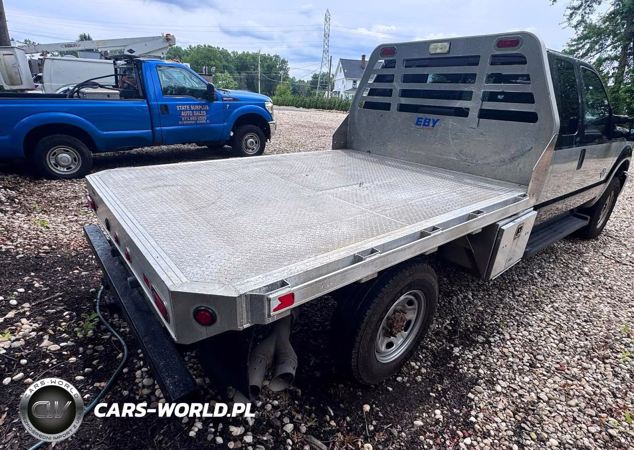 2015 Ford F350 Super Duty VIN:1FT8X3BT9FEC86109 - 4