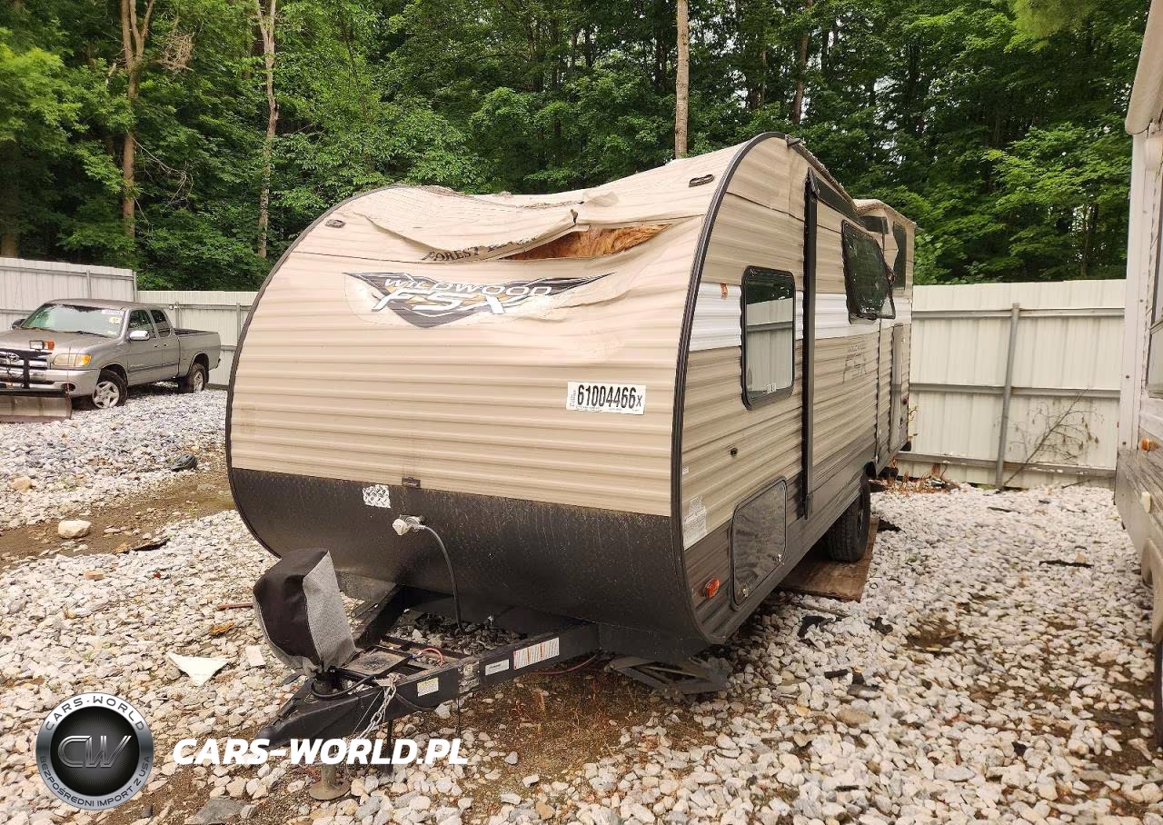 2018 Forest River Wildwoodfsx Camper VIN:4X4TWDW11JY091117 - 2