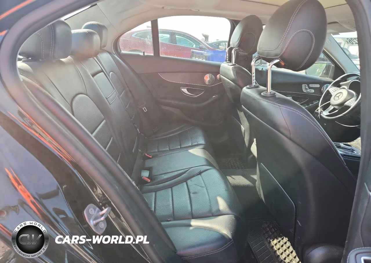 2017 Mercedes-Benz C 300 4Matic VIN:55SWF4KB3HU197319 - 10