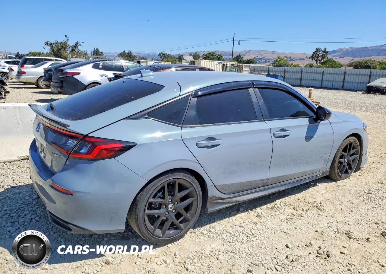 2024 Honda Civic Sport VIN:19XFL2H88RE019536 - 3