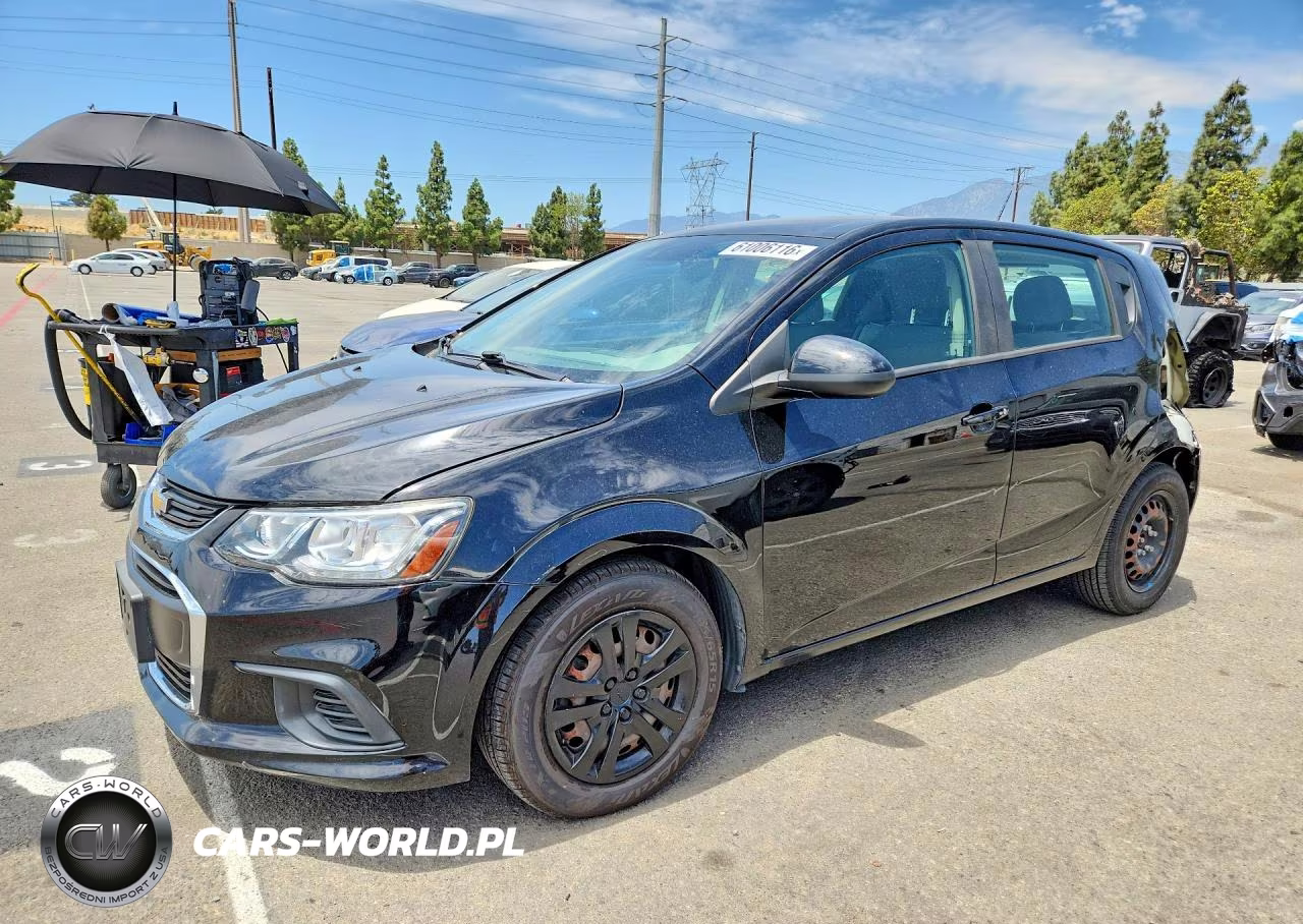 2020 Chevrolet Sonic Fwd 1Fl 5-Door – zdjęcie 1 z 12