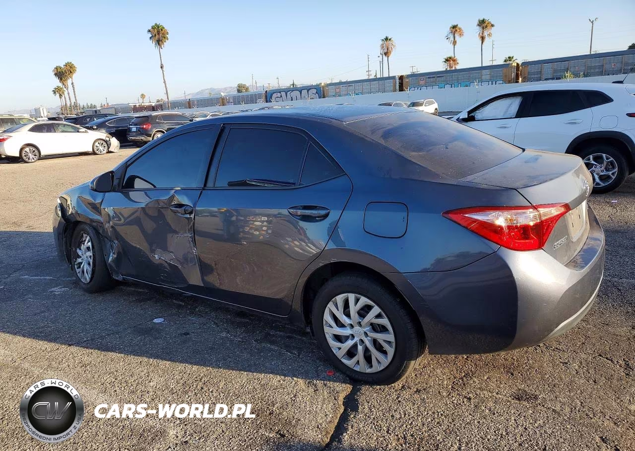 2018 Toyota Corolla Le VIN:5YFBURHE5JP855429 - 2
