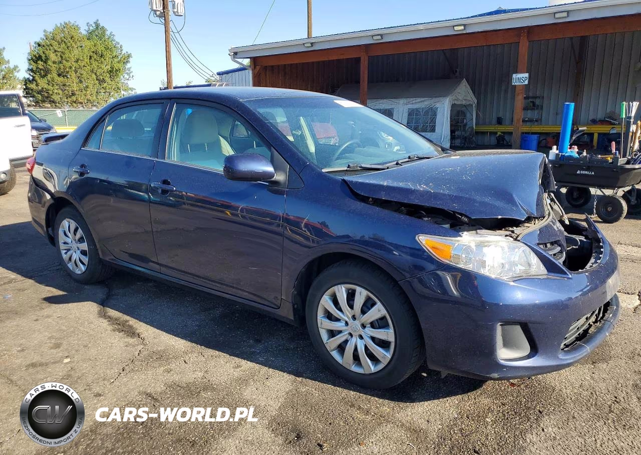 2013 Toyota Corolla Le VIN:2T1BU4EE7DC041908 - 4