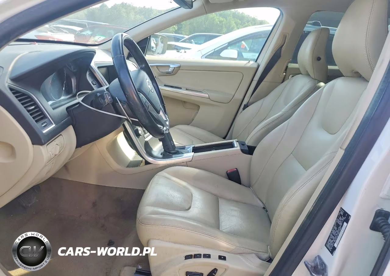 2015 Volvo Xc60 T6 Premier+ VIN:YV4902RC8F2571598 - 7