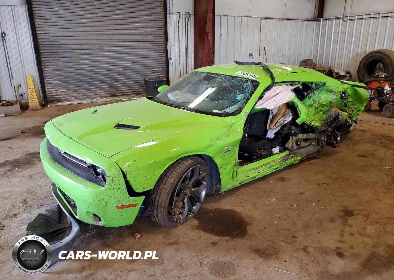 2015 Dodge Challenger Sxt