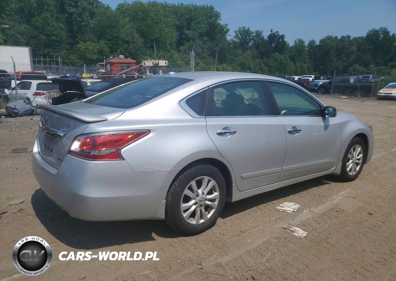 2014 Nissan Altima 2.5 S VIN:1N4AL3AP4EC278632 - 3