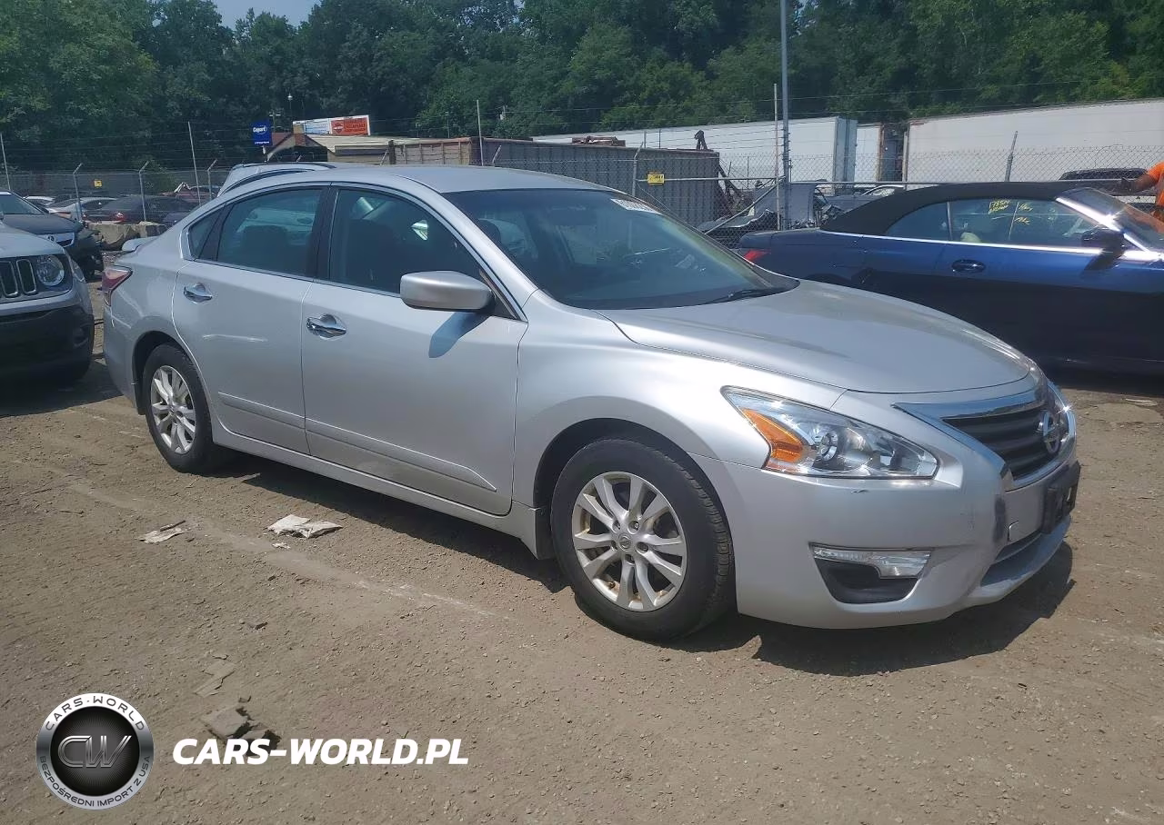 2014 Nissan Altima 2.5 S VIN:1N4AL3AP4EC278632 - 4