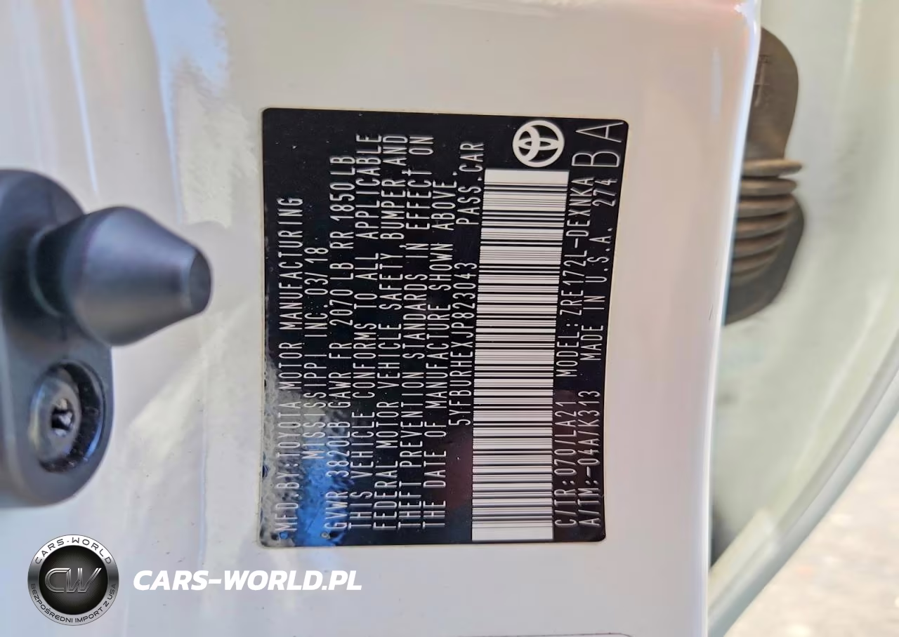 2018 Toyota Corolla VIN:5YFBURHEXJP823043 - 12