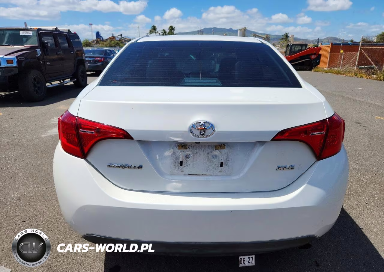 2018 Toyota Corolla VIN:5YFBURHEXJP823043 - 6