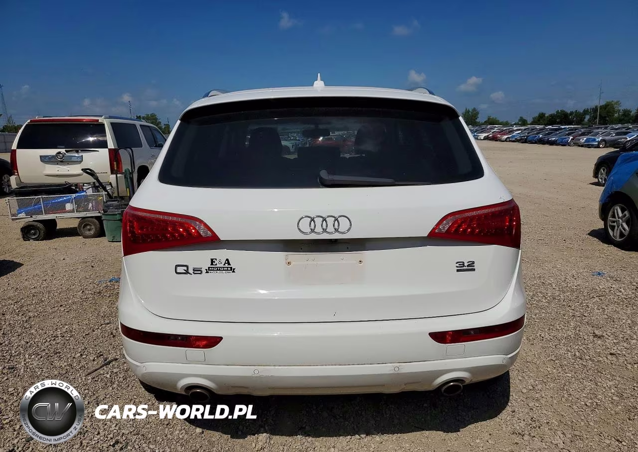 2010 Audi Q5 Premium Plus VIN:WA1LKAFP2AA042788 - 6