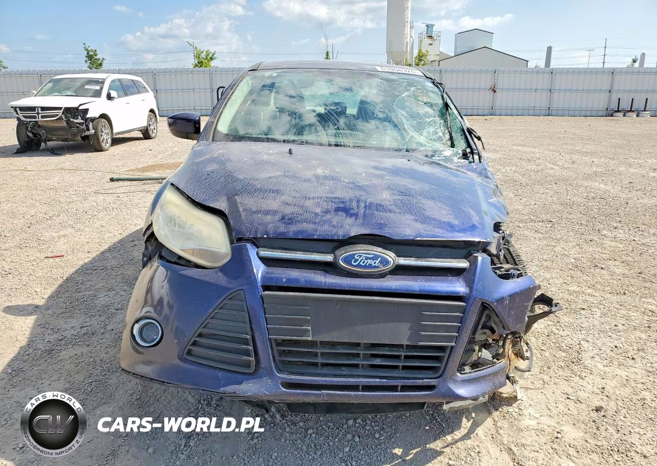 2012 Ford Focus Se VIN:1FAHP3F22CL131559 - 5