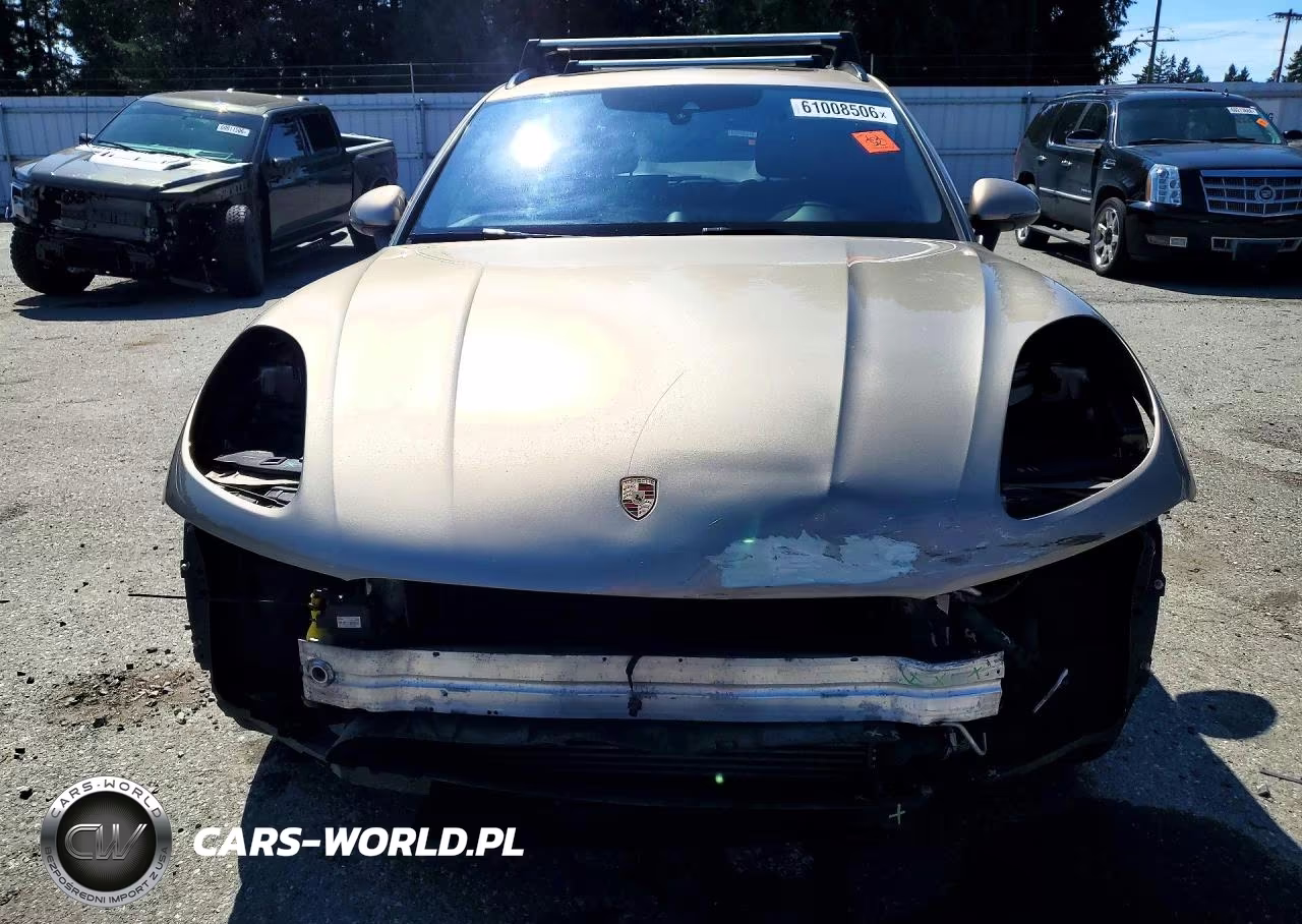 2018 Porsche Macan VIN:WP1AA2A54JLB00639 - 5