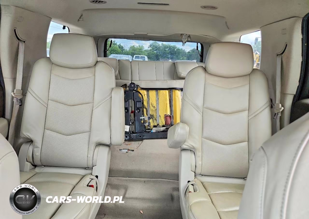 2016 Cadillac Escalade Luxury VIN:1GYS4BKJ3GR320220 - 10