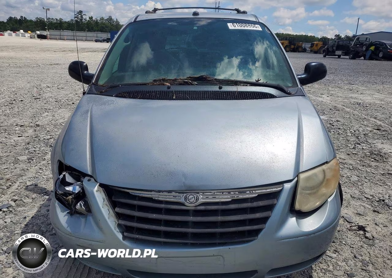 2005 Chrysler Town & Country Lx VIN:2C4GP44R85R478612 - 5