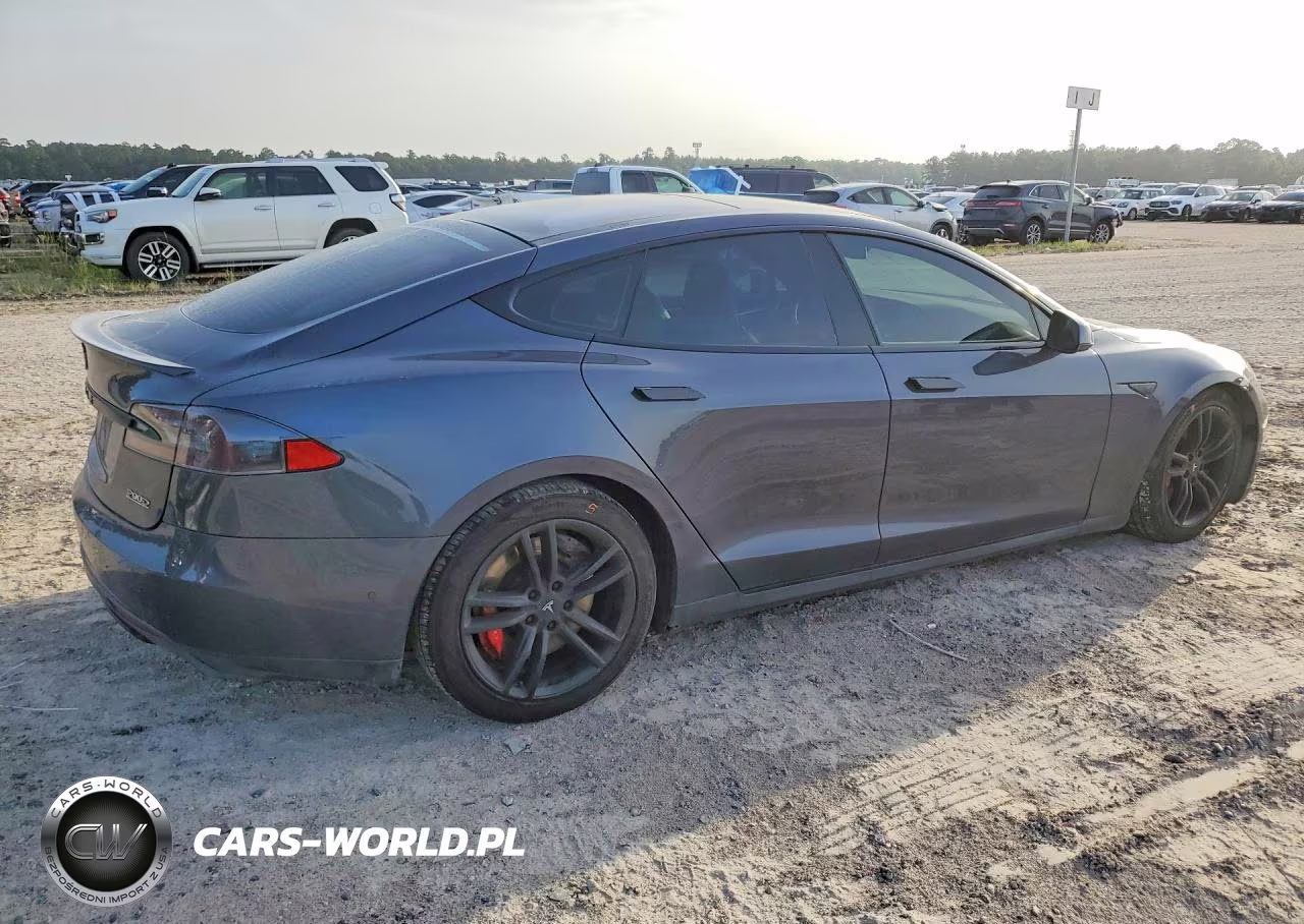 2016 Tesla Model S VIN:5YJSA1E46GF136510 - 3
