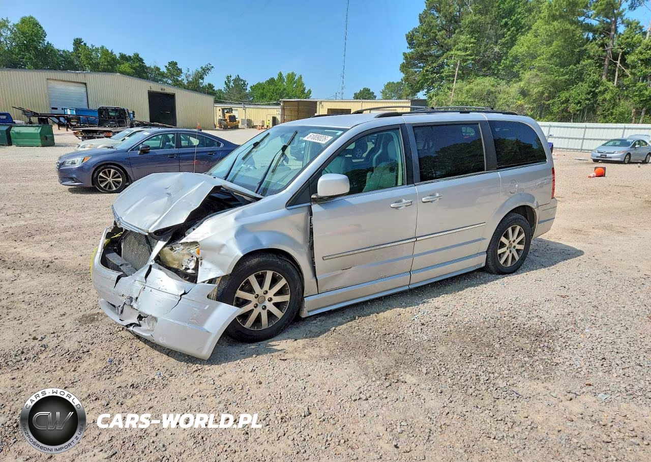 2009 Chrysler Town & Country Touring