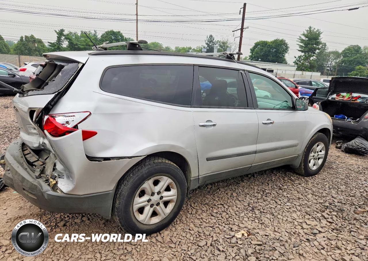 2009 Chevrolet Traverse Ls VIN:1GNEV13D09S180892 - 3