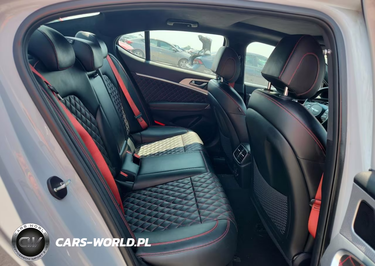 2022 Genesis G70 3.3T Standard VIN:KMTG54TE0NU092159 - 10