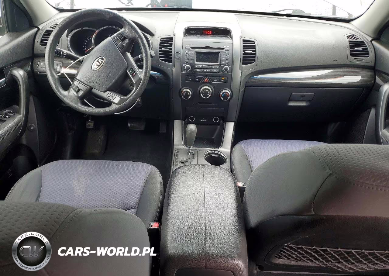 2013 Kia Sorento Lx VIN:5XYKT3A12DG326200 - 8