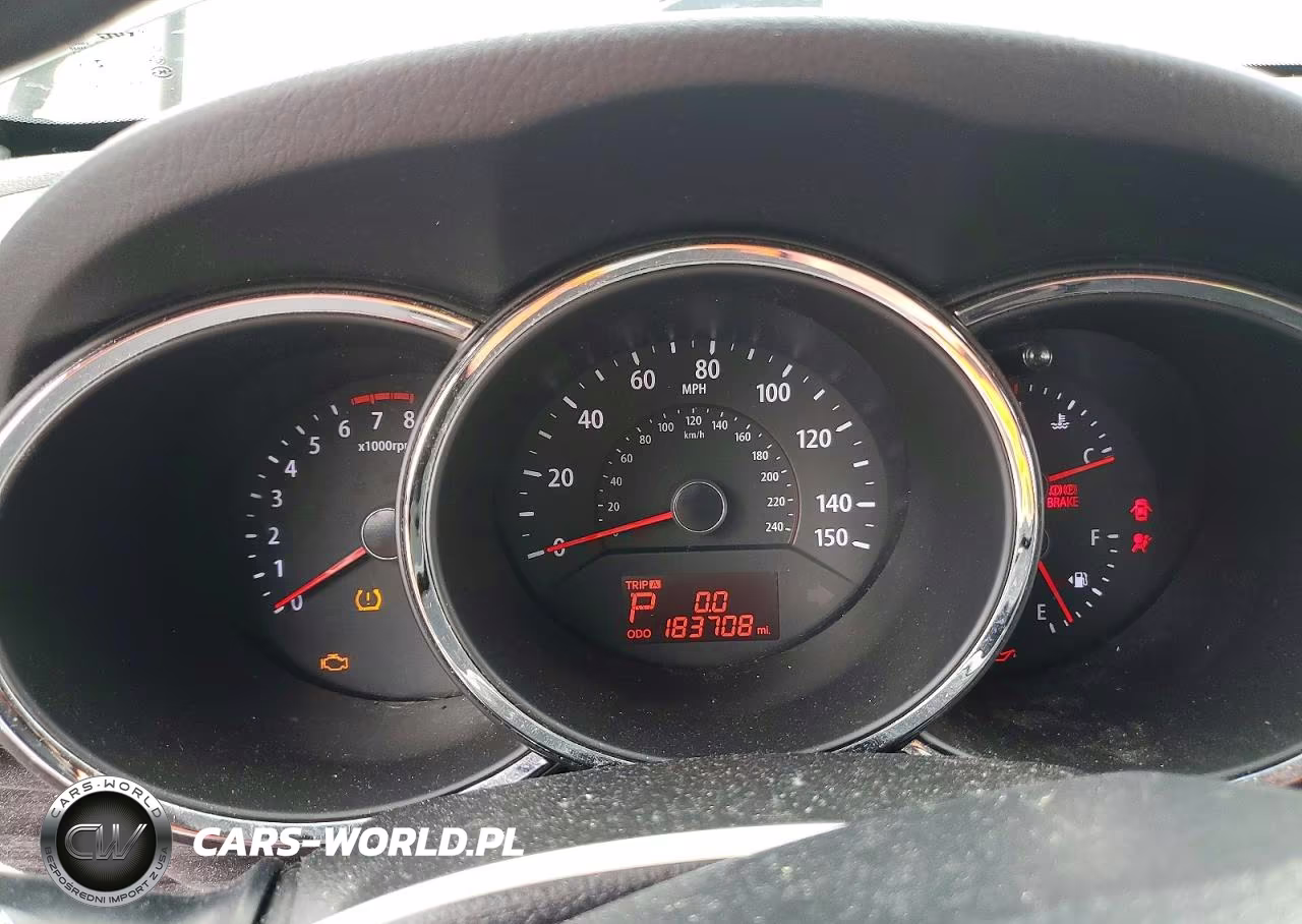 2013 Kia Sorento Lx VIN:5XYKT3A12DG326200 - 9