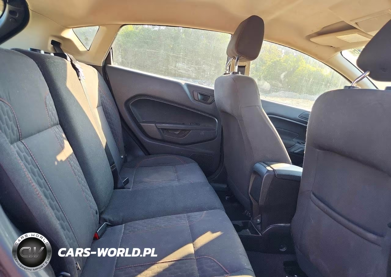 2019 Ford Fiesta St VIN:3FADP4DJ4KM114449 - 10