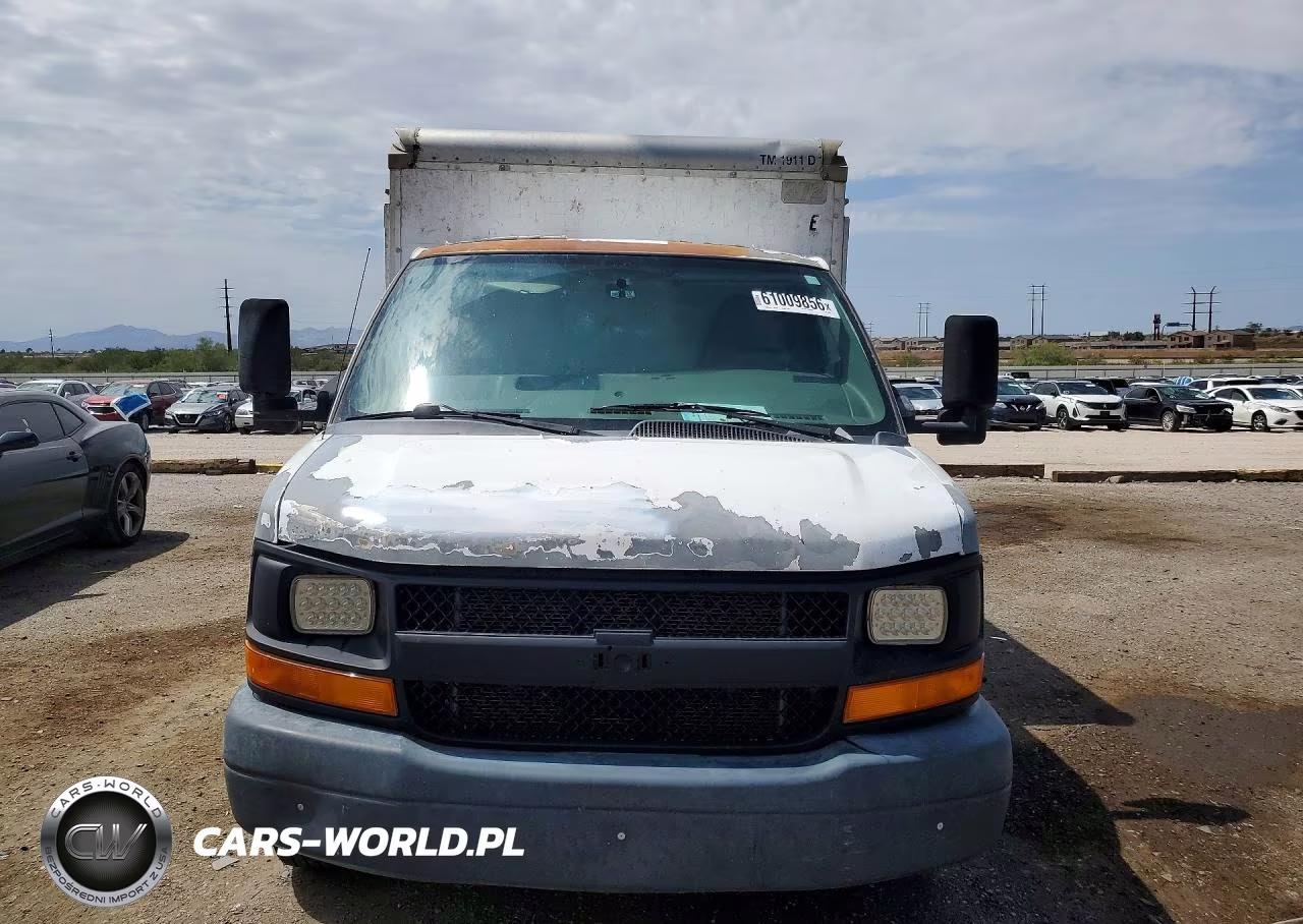 2010 GMC Savana Cutaway G3500 VIN:1GD1G2AAXA1902407 - 5