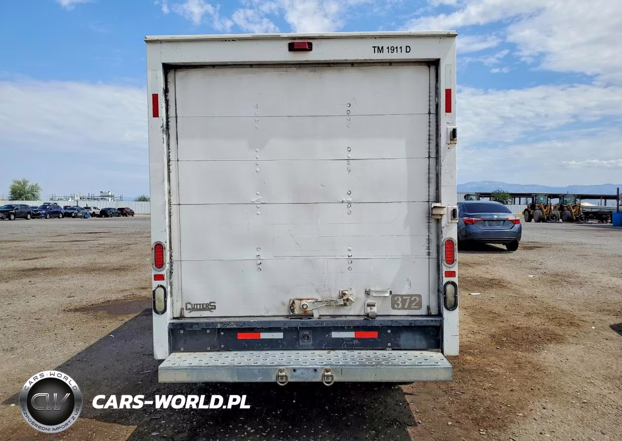 2010 GMC Savana Cutaway G3500 VIN:1GD1G2AAXA1902407 - 6