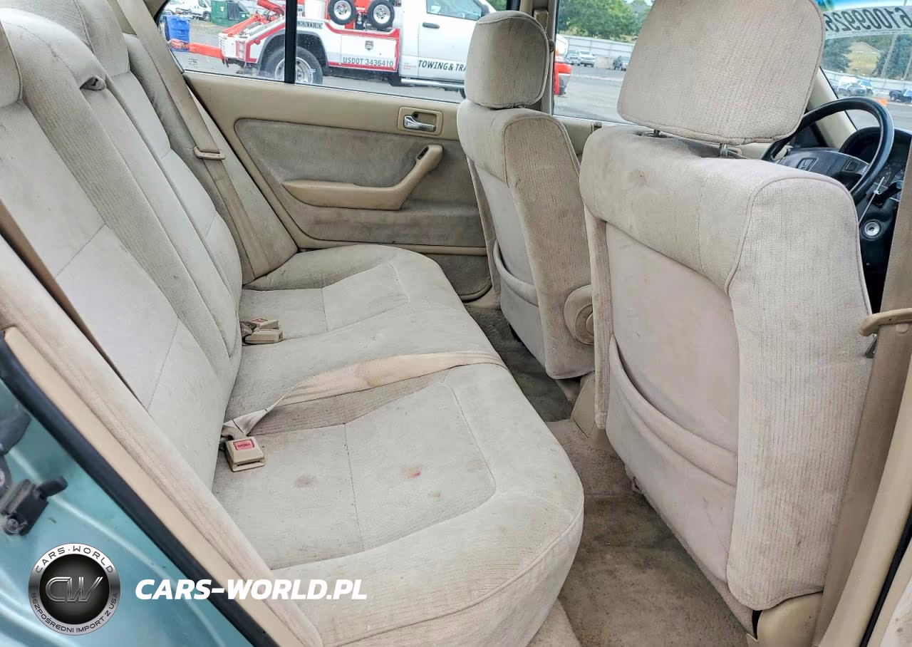 1992 Honda Accord Lx VIN:1HGCB7555NA121789 - 10