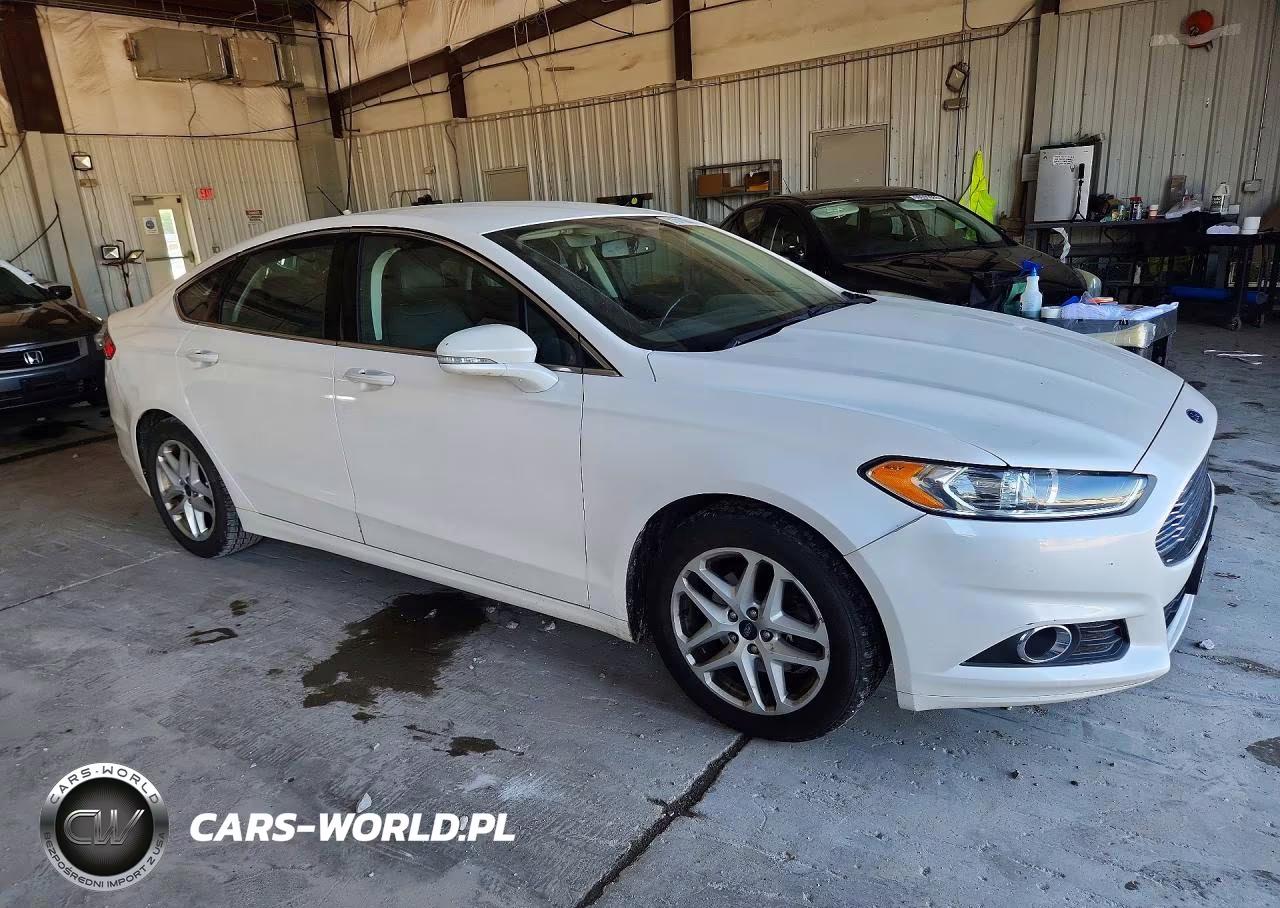2015 Ford Fusion Se VIN:3FA6P0HDXFR180602 - 4