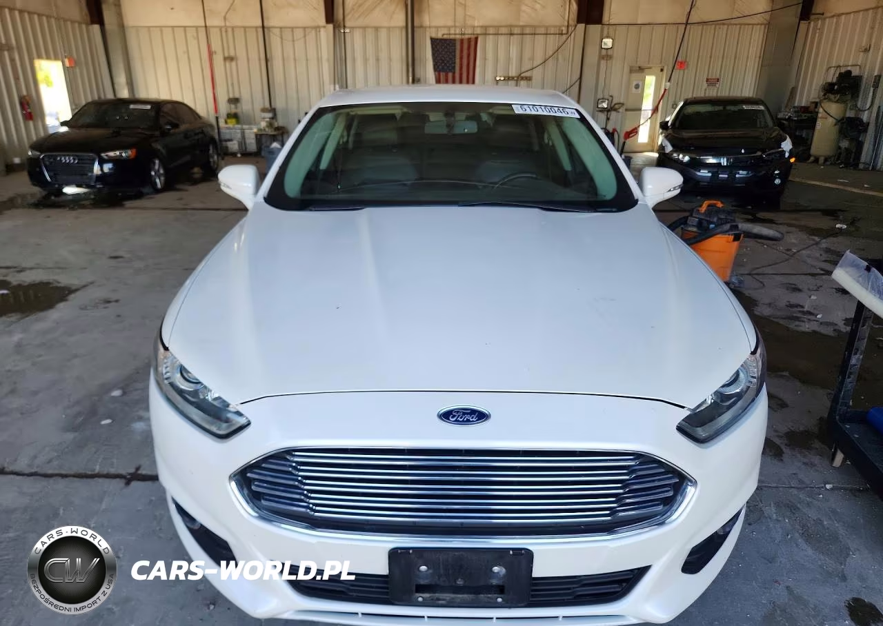 2015 Ford Fusion Se VIN:3FA6P0HDXFR180602 - 5