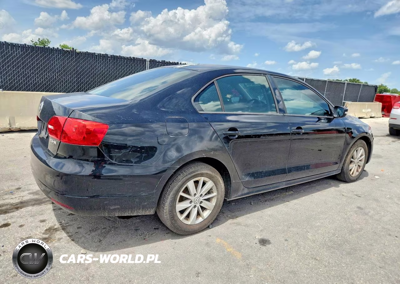 2012 Volkswagen Jetta Se VIN:3VWDP7AJ9CM411943 - 3