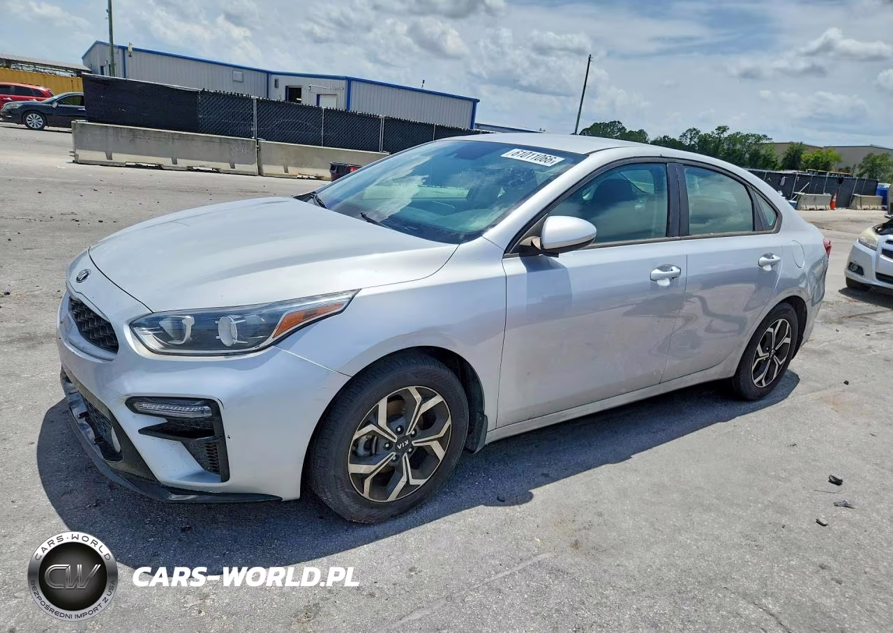 2021 Kia Forte Lxs – zdjęcie 1 z 12