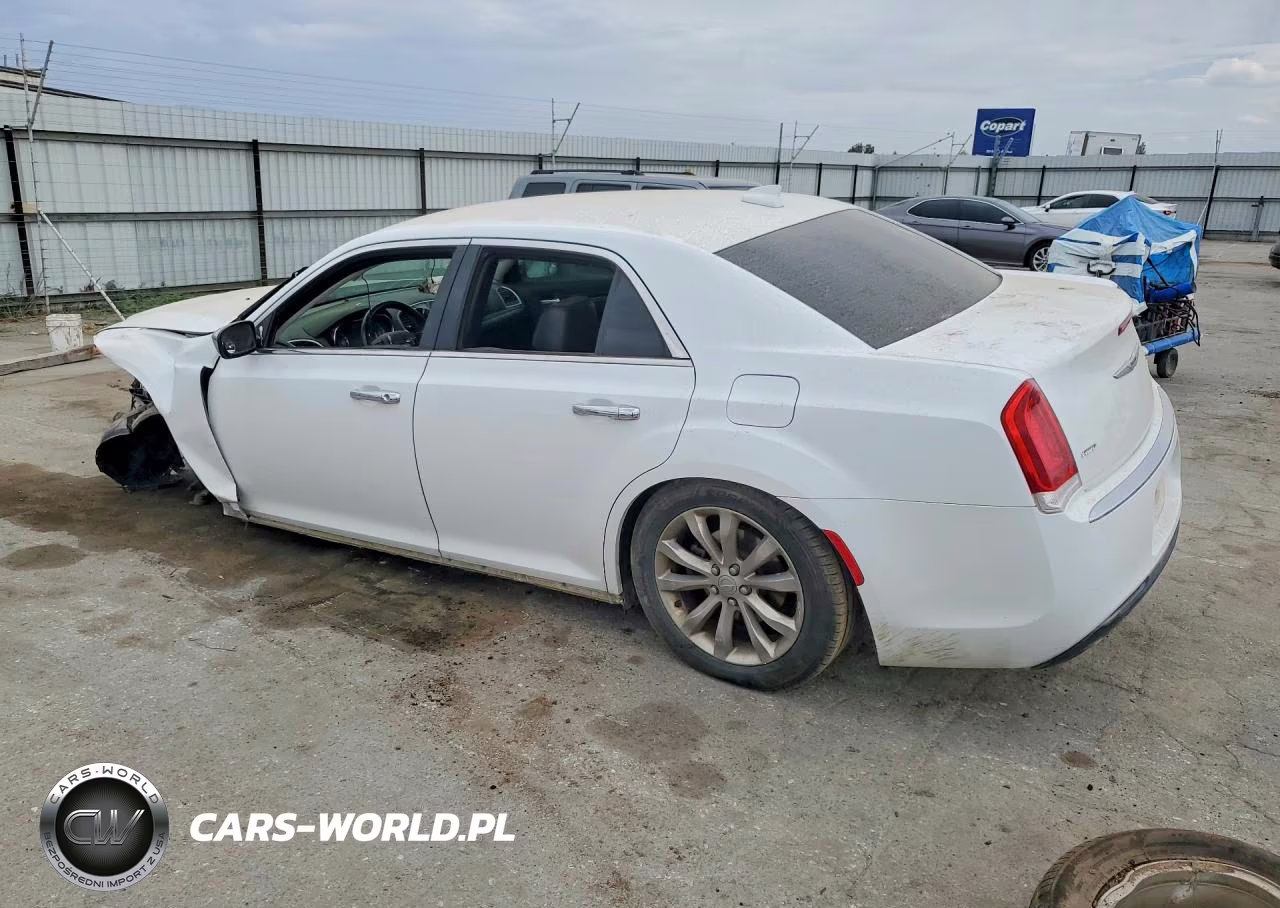 2018 Chrysler 300 Limited VIN:2C3CCAKG9JH250486 - 2