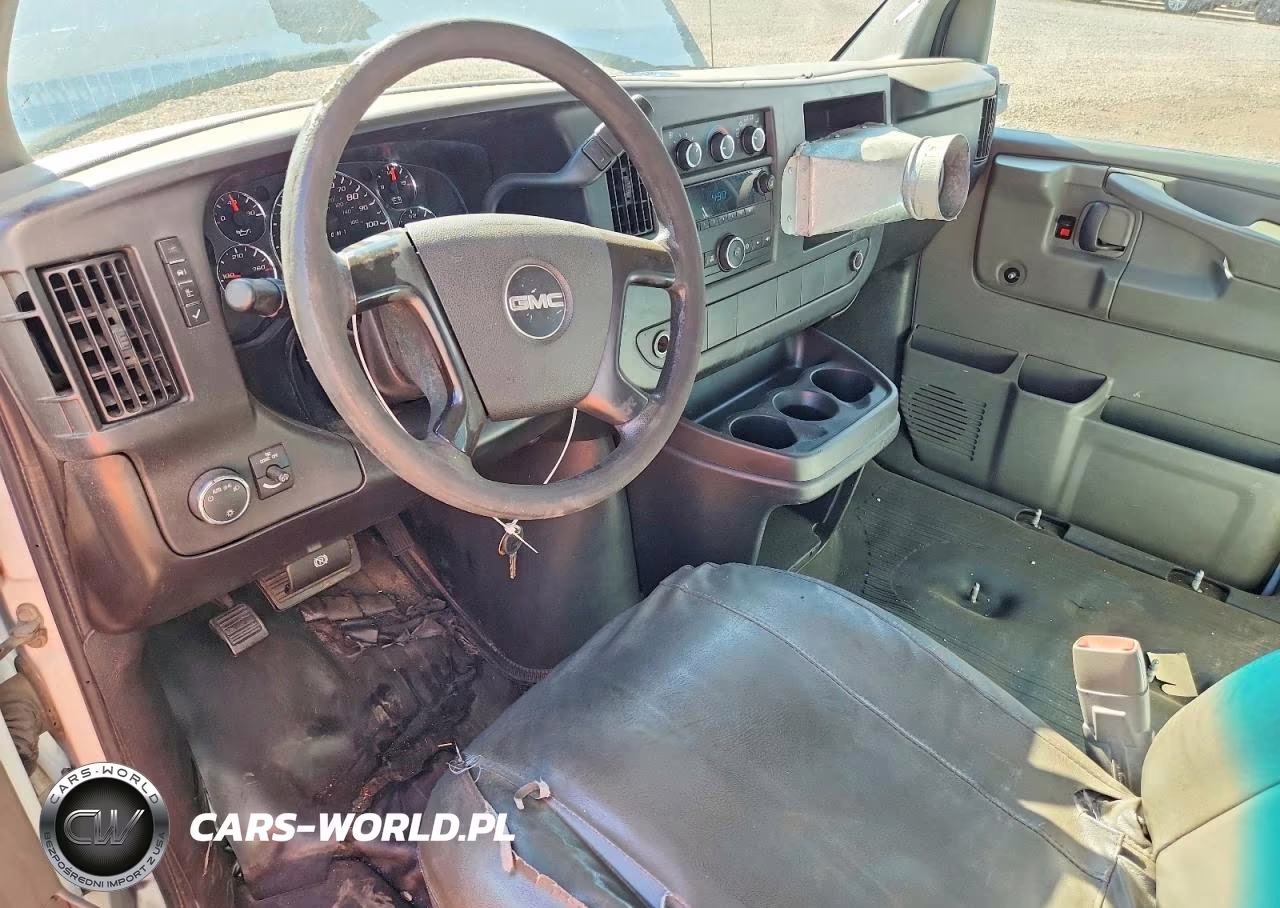 2010 GMC Savana Cutaway G3500 VIN:1GD1G2AA6A1902470 - 8
