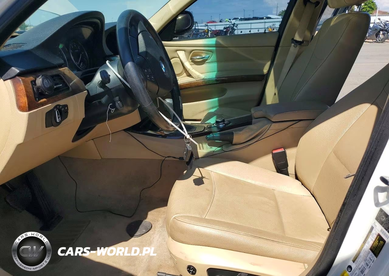 2010 BMW 328 Xi Sulev VIN:WBAPK5C57AA648277 - 7