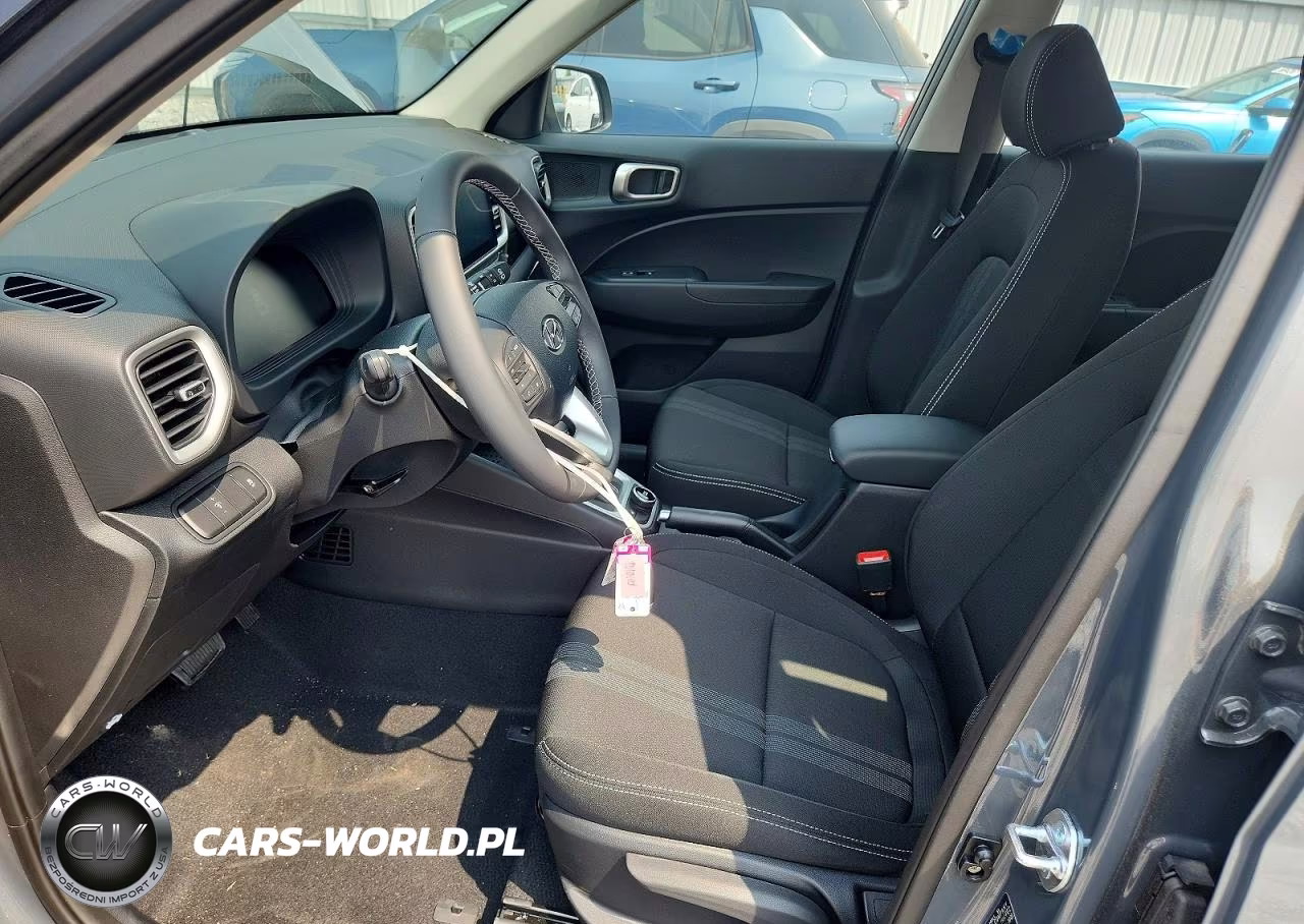 2026 Hyundai Venue Sel VIN:KMHRC8A35TU453884 - 7