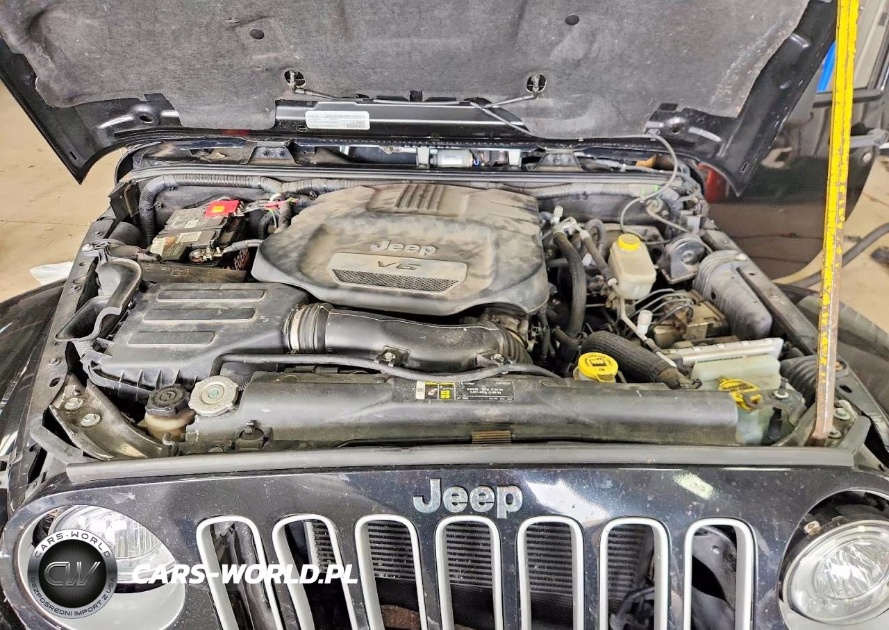 2017 Jeep Wrangler Unlimited Sahara VIN:1C4HJWEG9HL567956 - 11