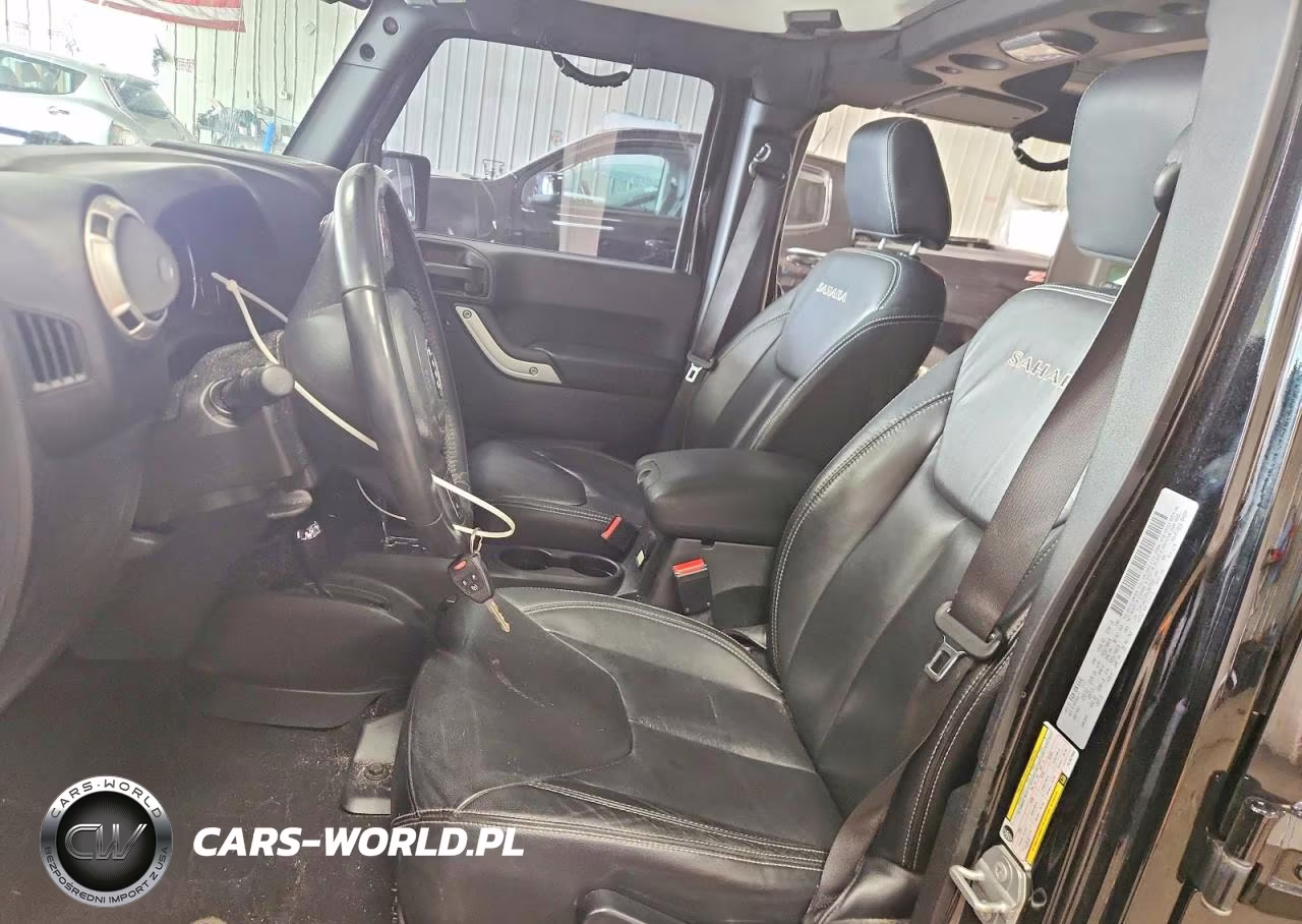 2017 Jeep Wrangler Unlimited Sahara VIN:1C4HJWEG9HL567956 - 7
