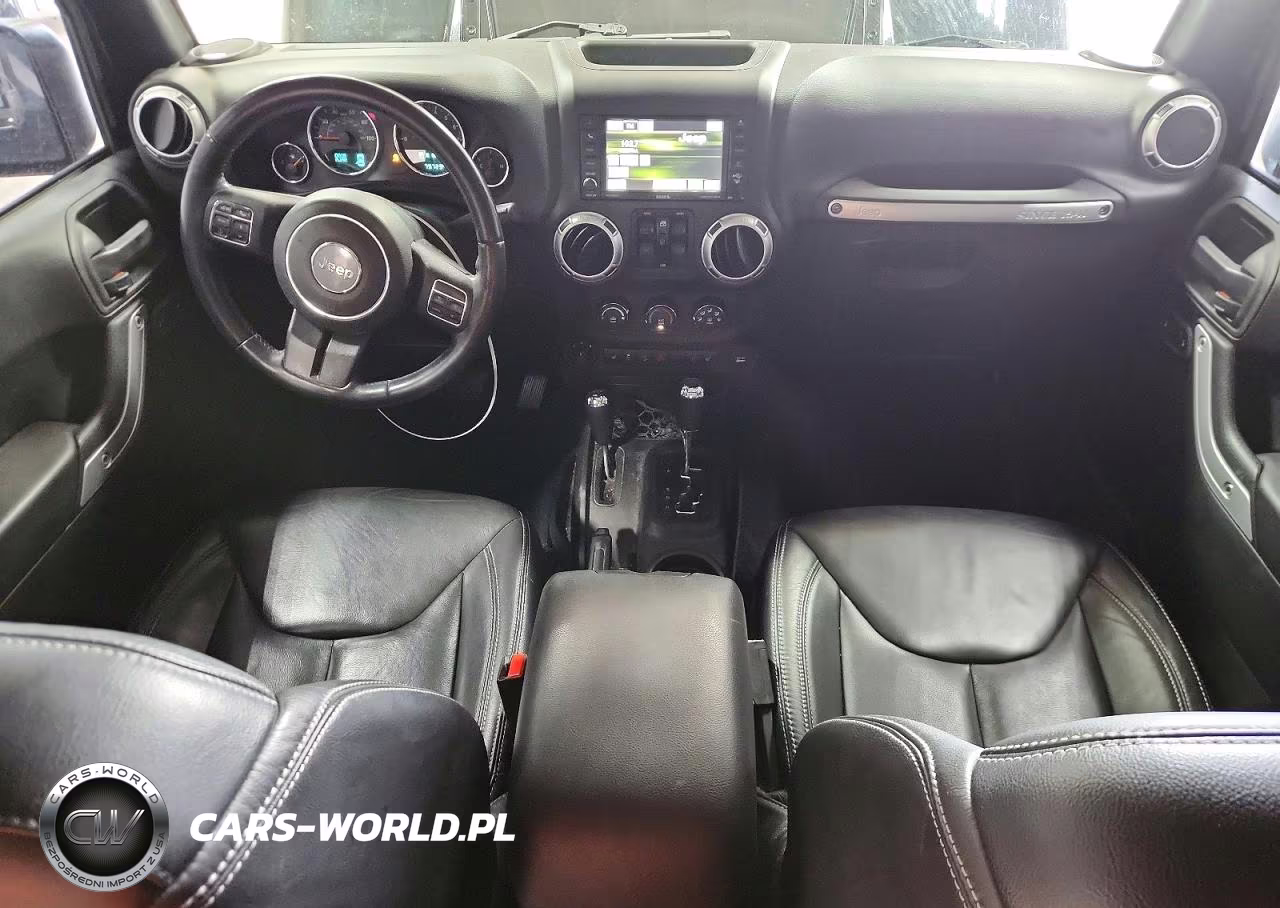 2017 Jeep Wrangler Unlimited Sahara VIN:1C4HJWEG9HL567956 - 8