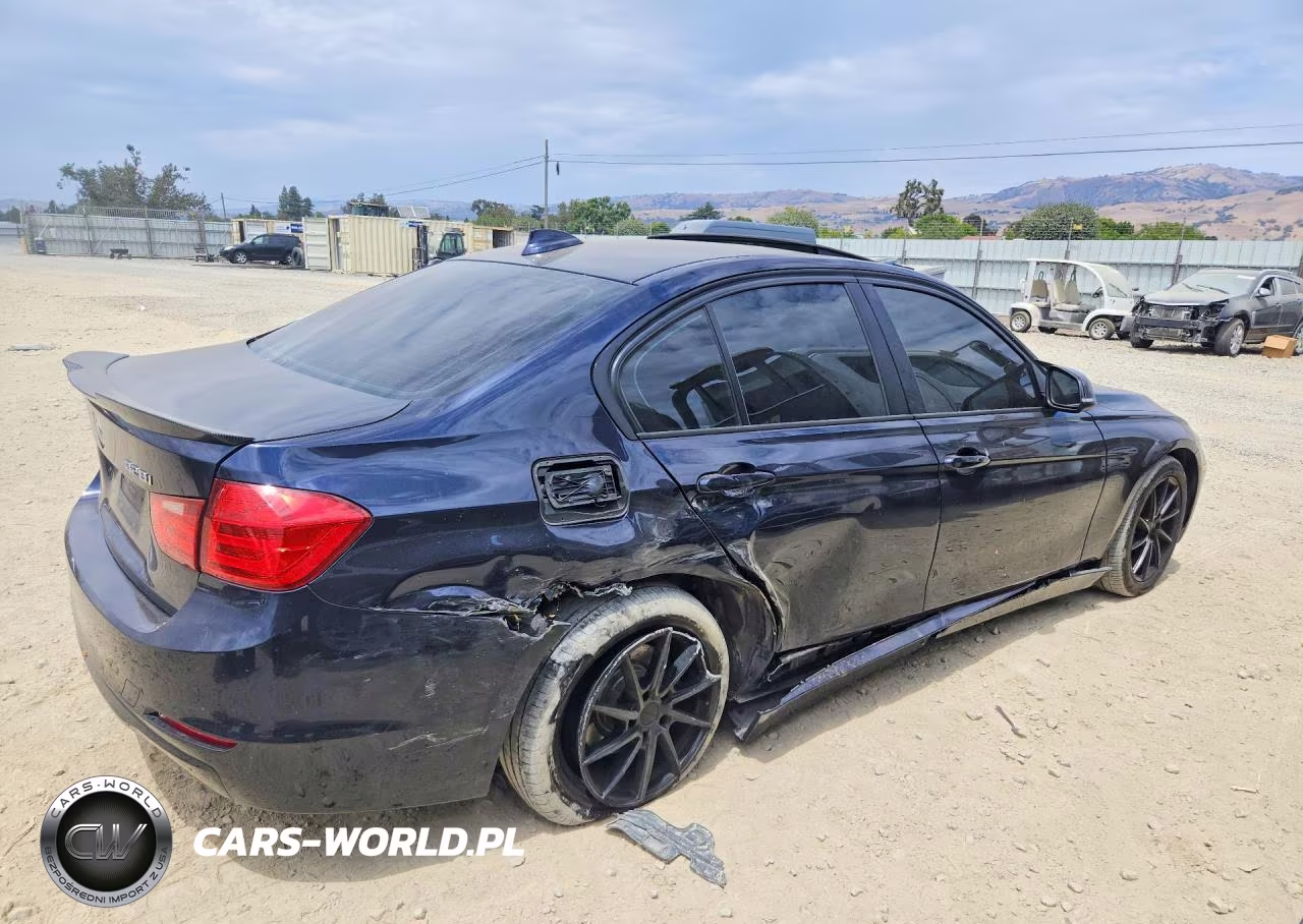 2013 BMW 328 I VIN:WBA3A5C52DJ461700 - 3
